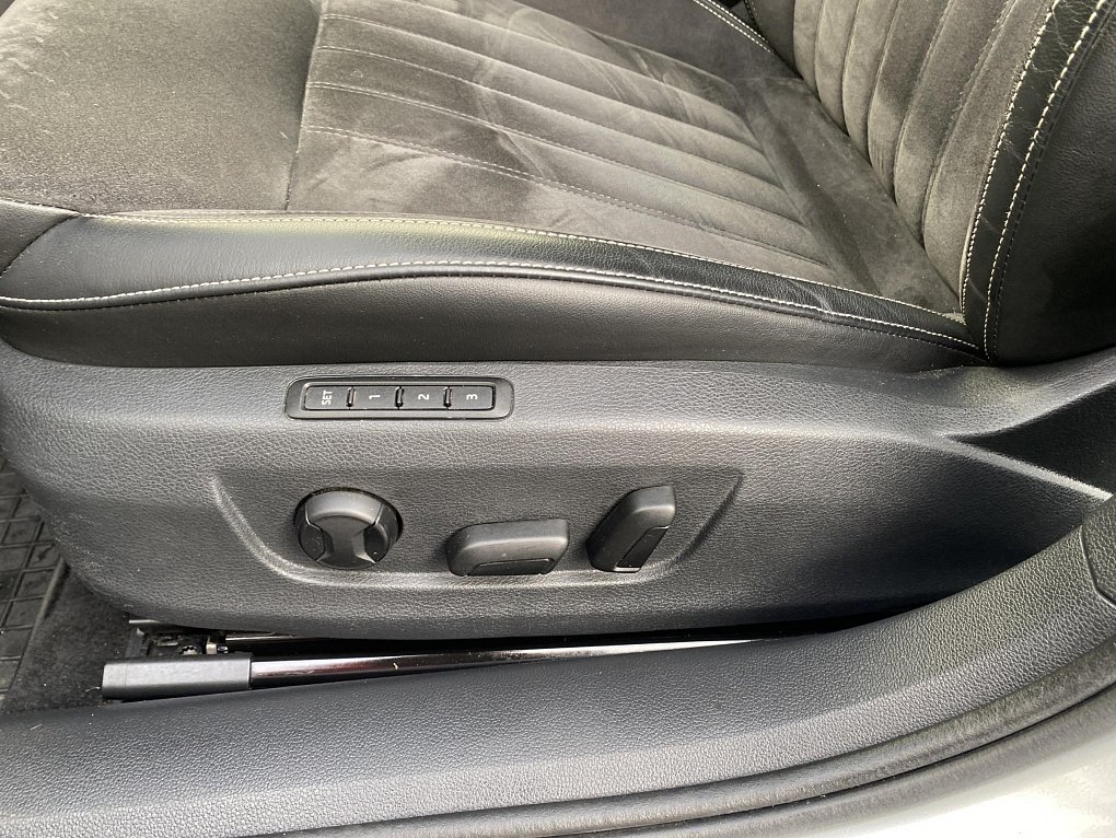 Škoda Superb III 2.0 TDi Style