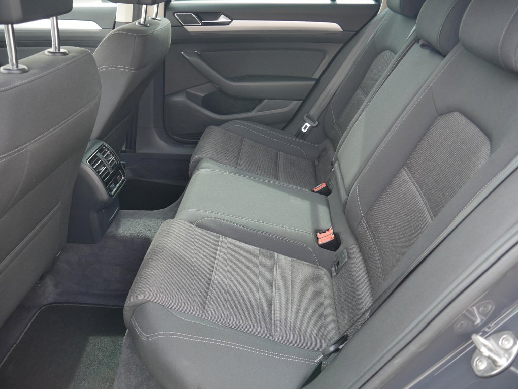 Volkswagen Passat 2.0TDi 