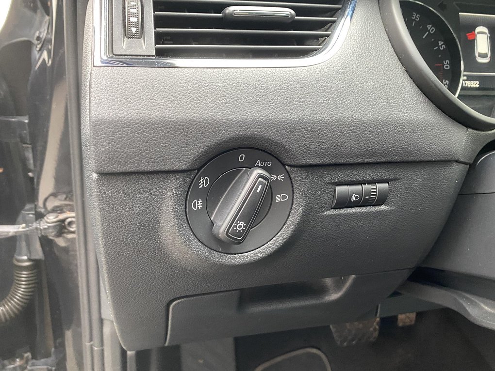 Škoda Octavia III 2.0 TDi Ambiente