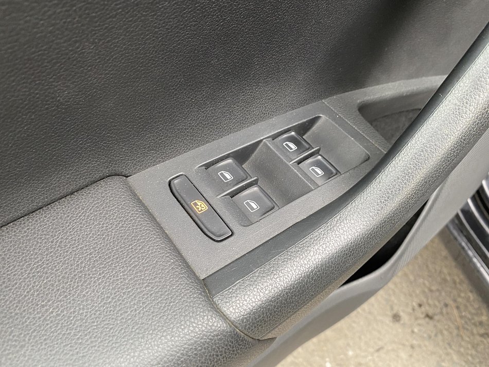 Škoda Octavia III 2.0 TDi Ambiente