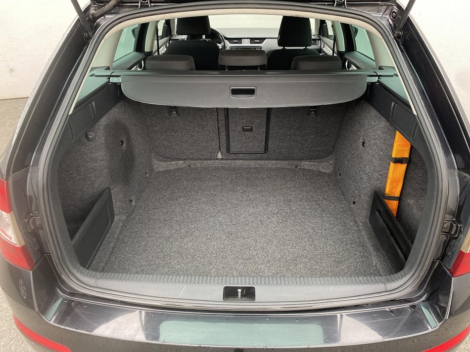 Škoda Octavia III 2.0 TDi Ambiente