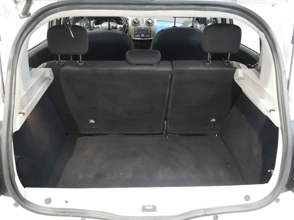 Dacia Sandero 1.0i 