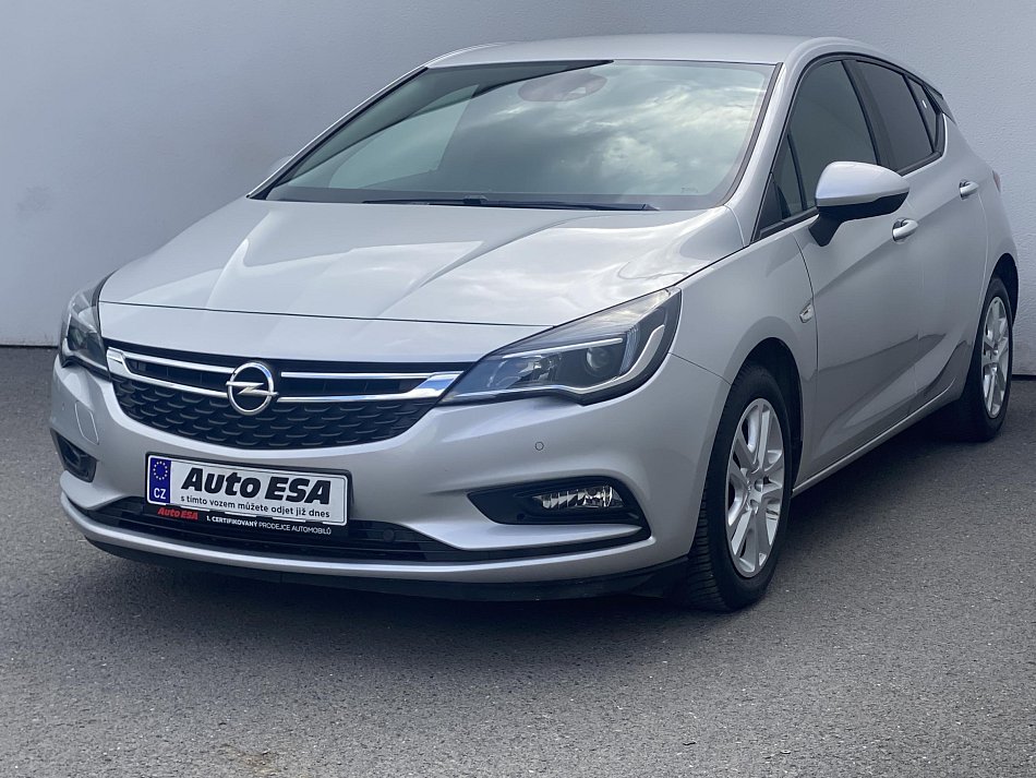 Opel Astra 1.6 CDTi Edition