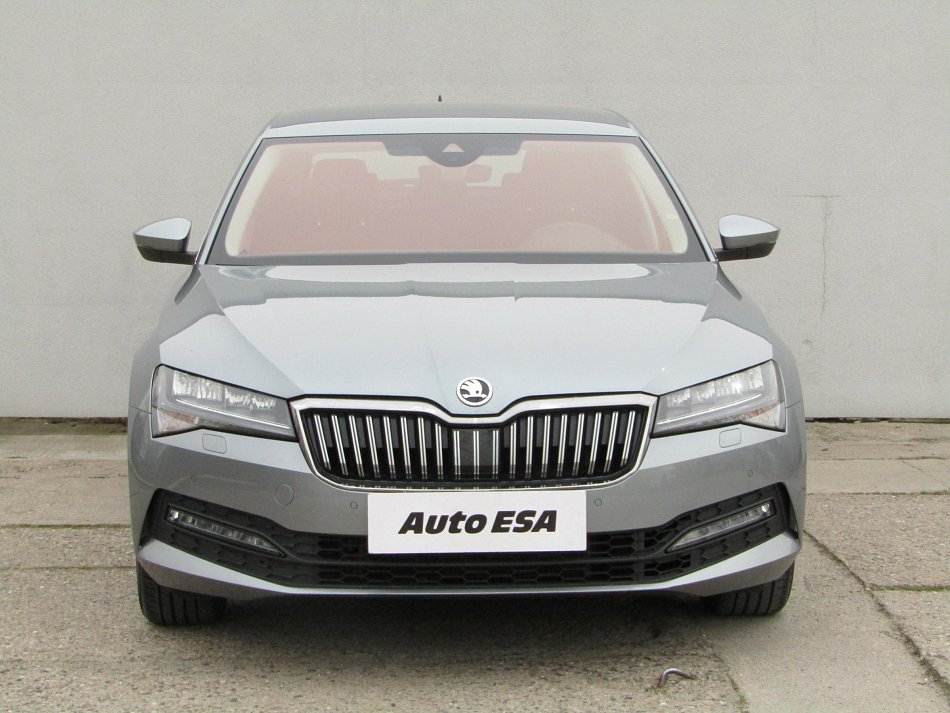 Škoda Superb III 2.0TSi Ambition 4x4