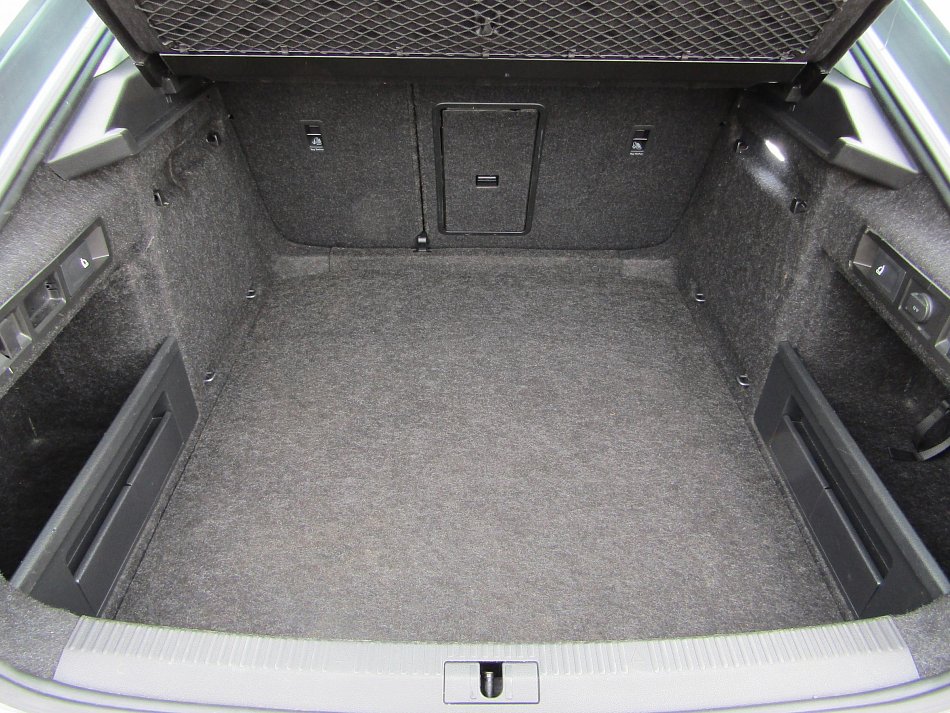 Škoda Superb III 2.0TSi Ambition 4x4