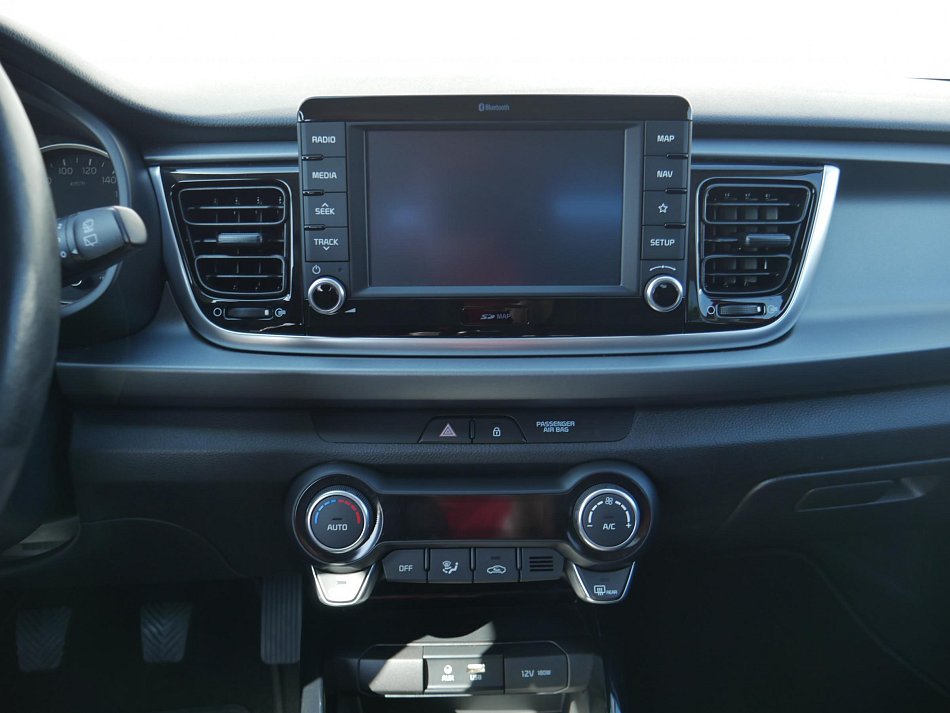 Kia Rio 1.2i 