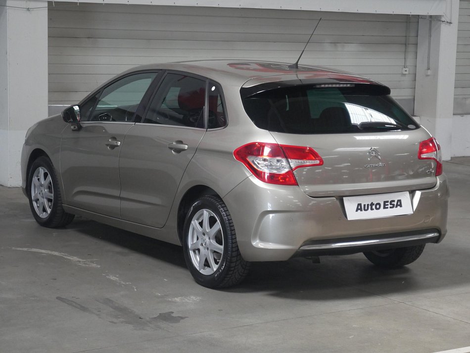 Citroën C4 1.6i 