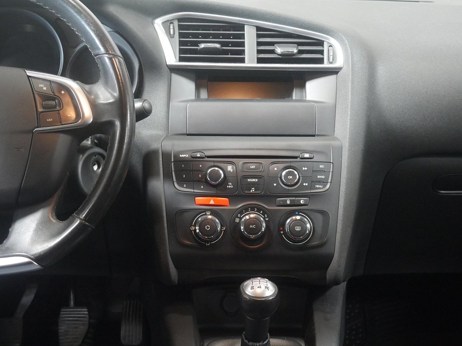 Citroën C4 1.6i 