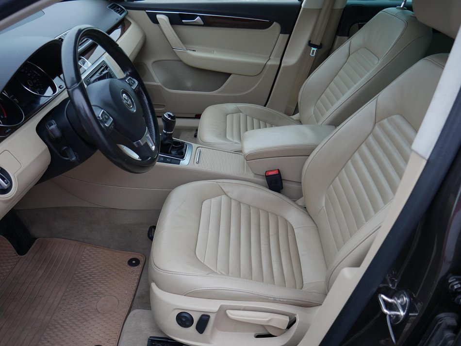 Volkswagen Passat 2.0 TDi Highline