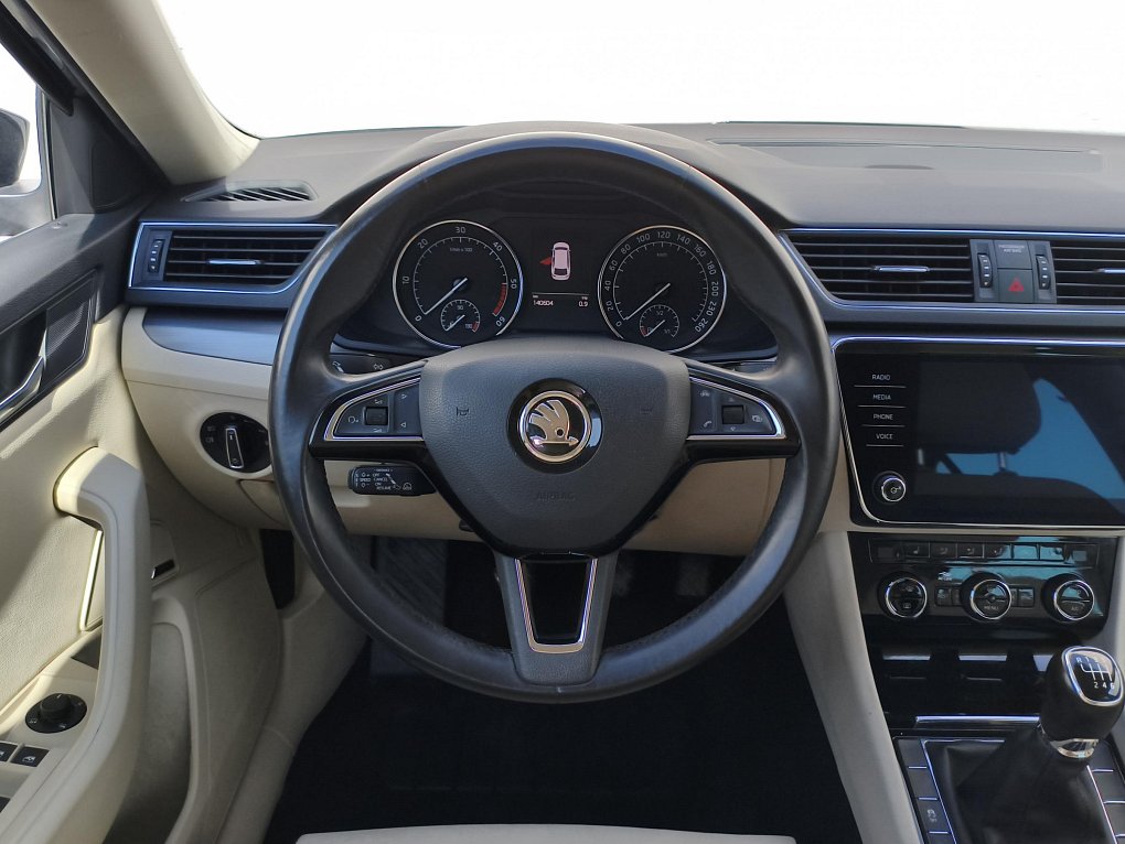 Škoda Superb III 2.0 TDi Style