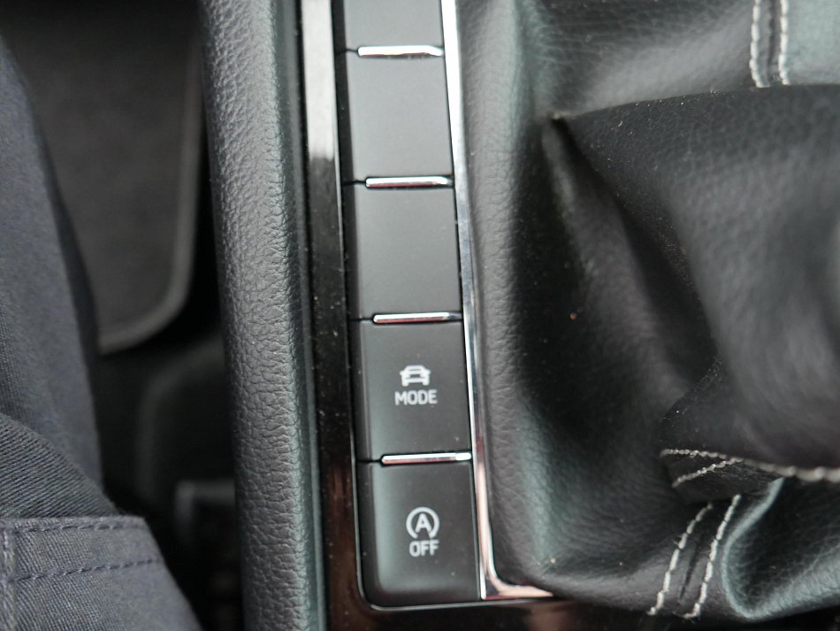 Škoda Superb III 2.0 TDi SportLine