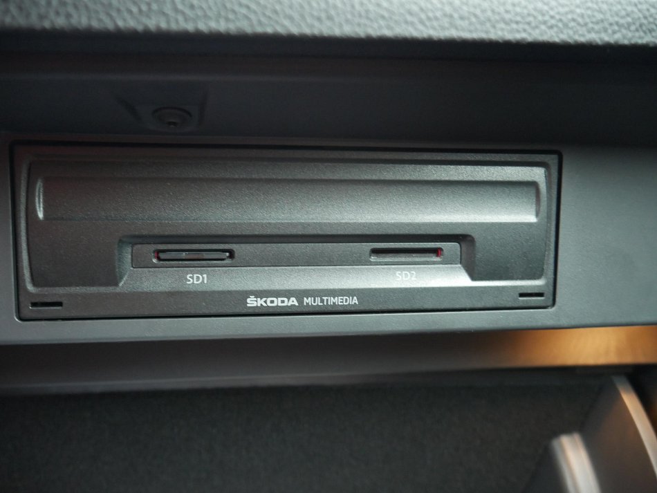 Škoda Superb III 2.0 TDi SportLine