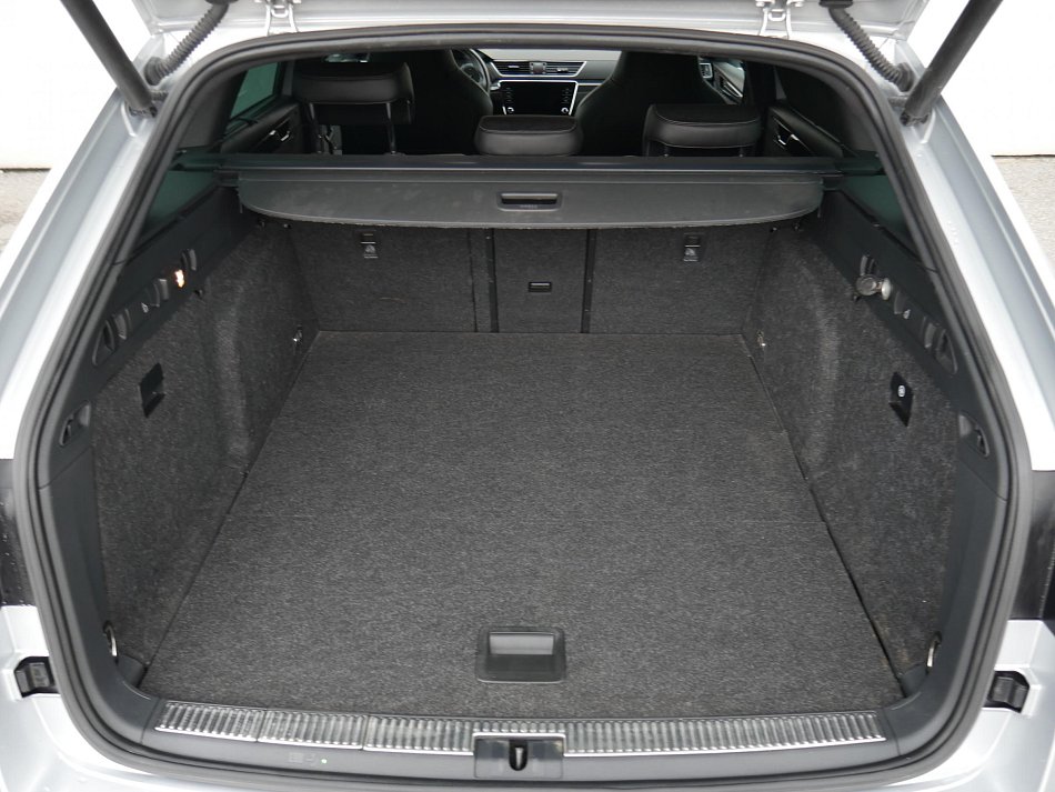 Škoda Superb III 2.0 TDi SportLine