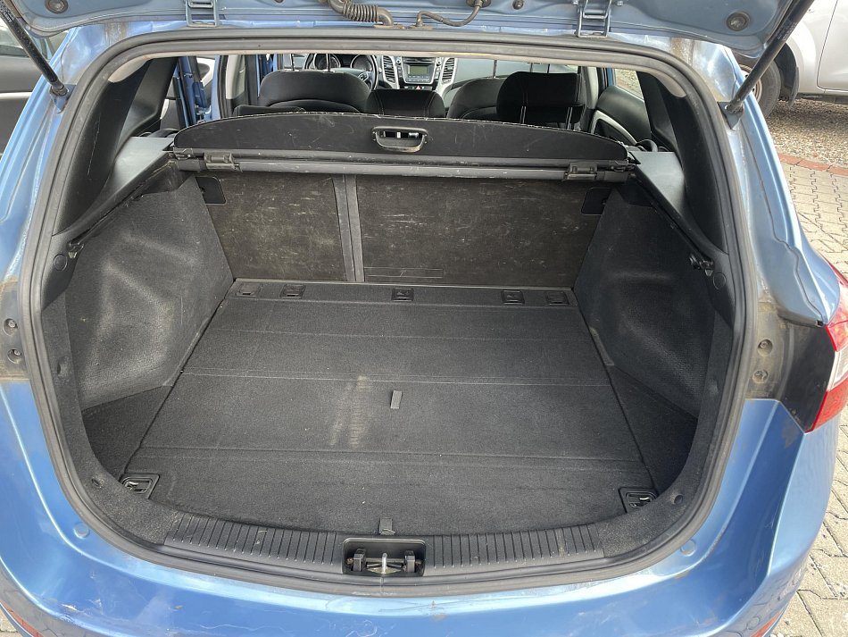 Hyundai I30 1.6 i 