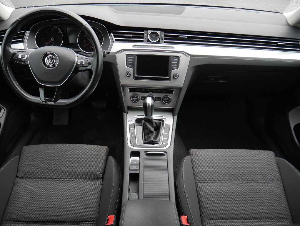 Volkswagen Passat 2.0 TDI Comfortline