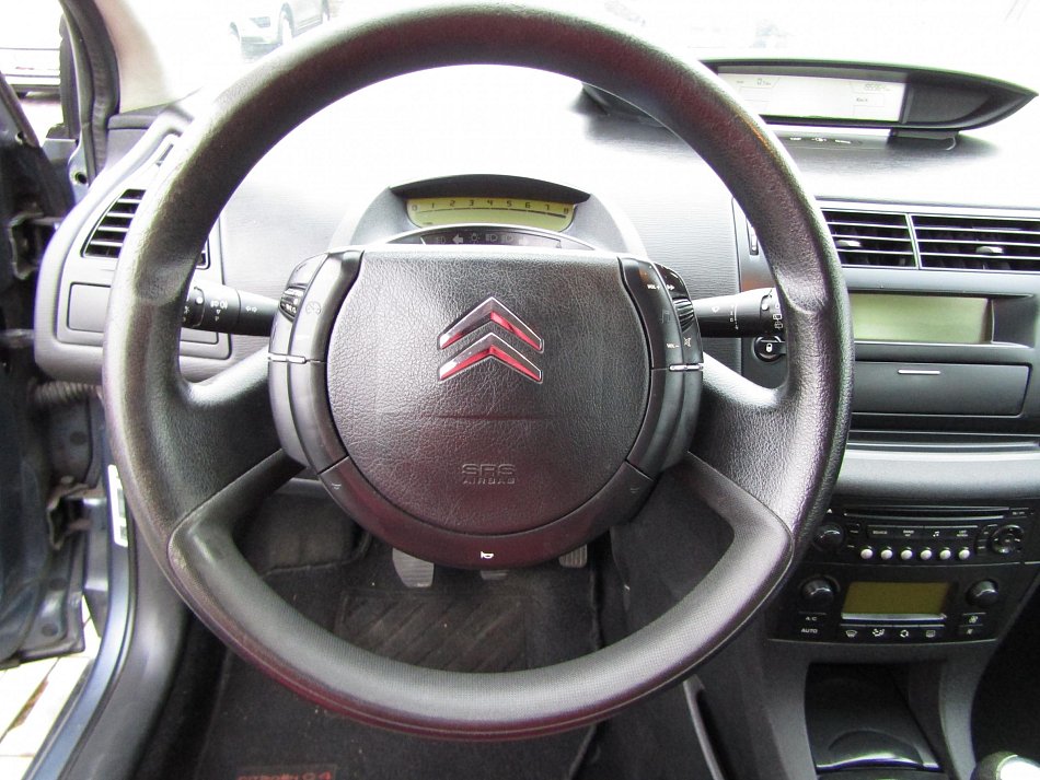 Citroën C4 1.6i 