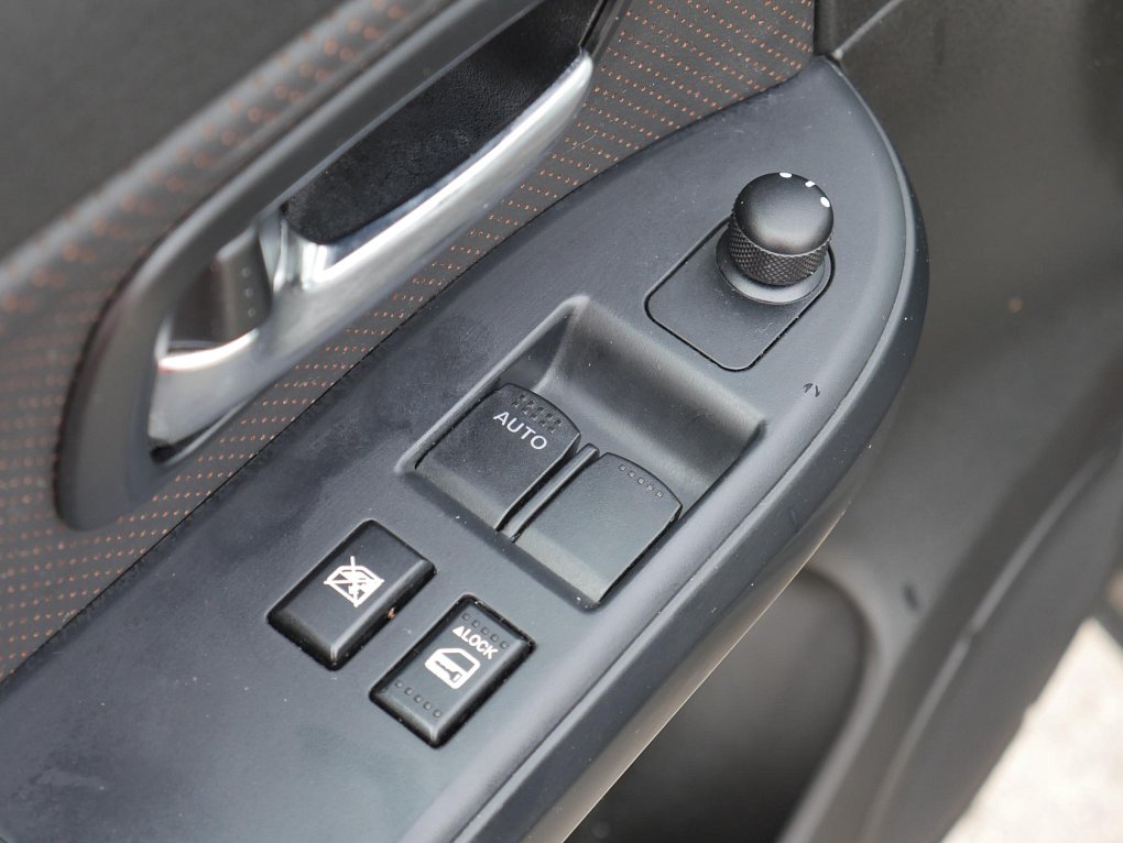 Suzuki Grand Vitara 1.6i  4x4