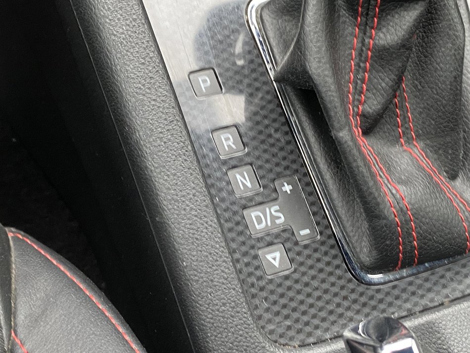 Škoda Octavia III 2.0 TDi RS