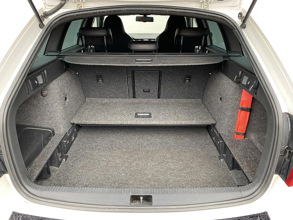 Škoda Octavia III 2.0 TDi RS