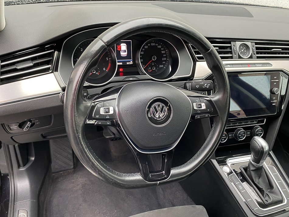 Volkswagen Passat 2.0TDi Highline