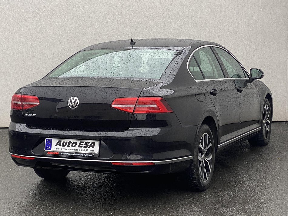Volkswagen Passat 2.0TDi Highline