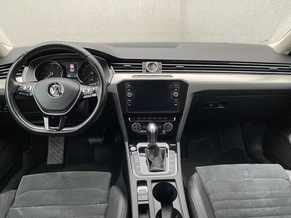Volkswagen Passat 2.0TDi Highline