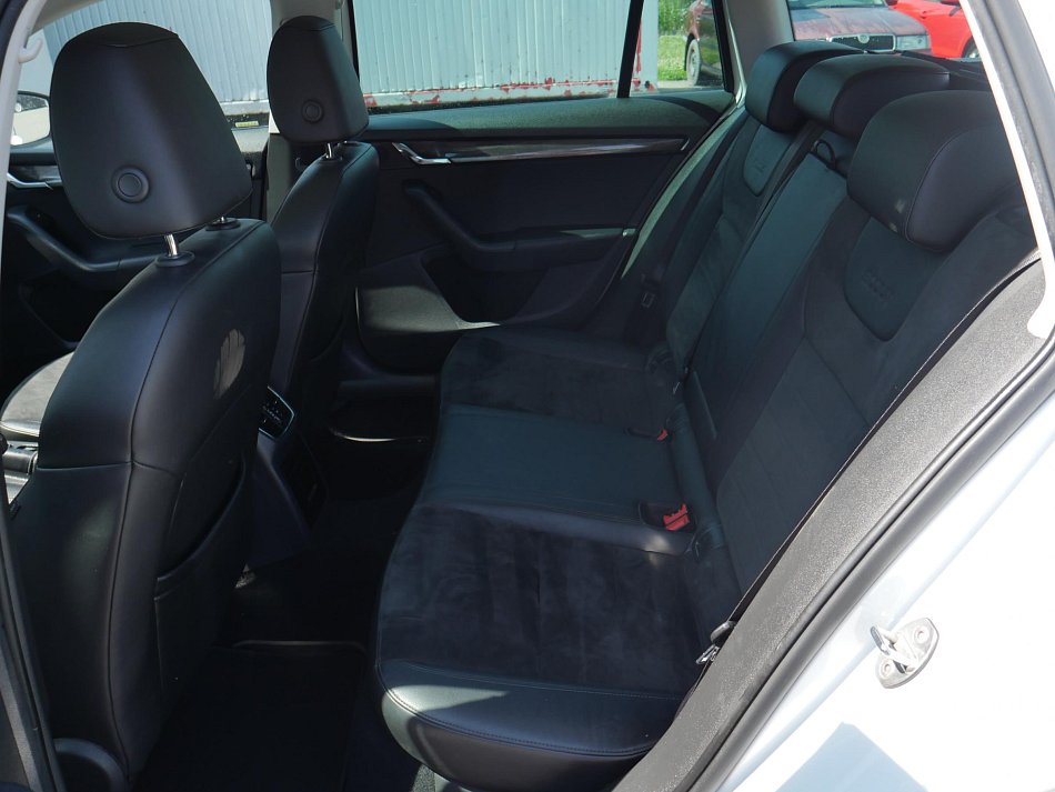 Škoda Octavia III 2.0 TDi Scout 4x4