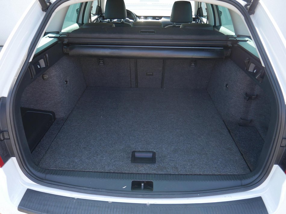 Škoda Octavia III 2.0 TDi Scout 4x4