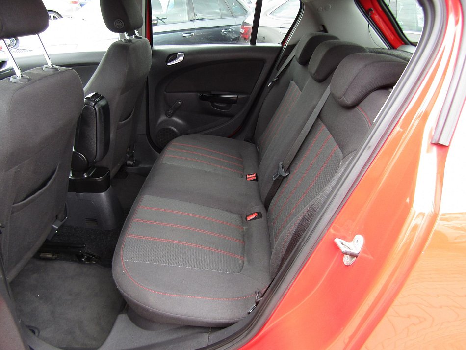 Opel Corsa 1.4 i 