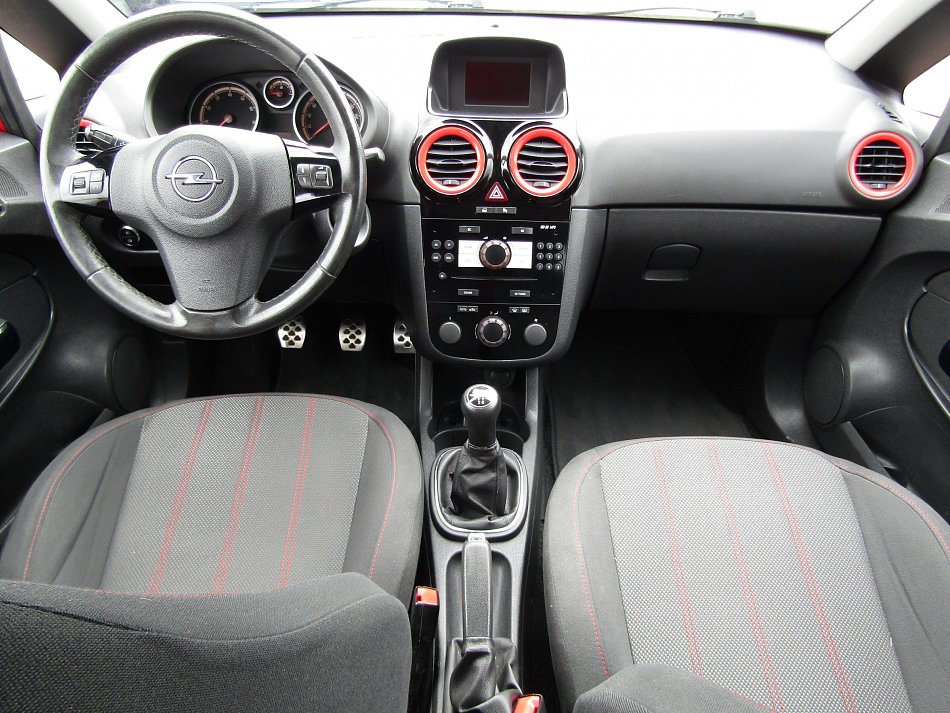Opel Corsa 1.4 i 