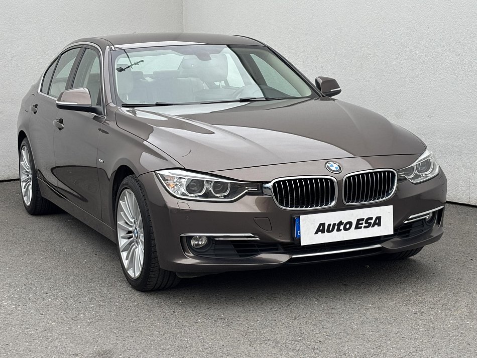 BMW Řada 3 2.0 LuxuryLine 320i