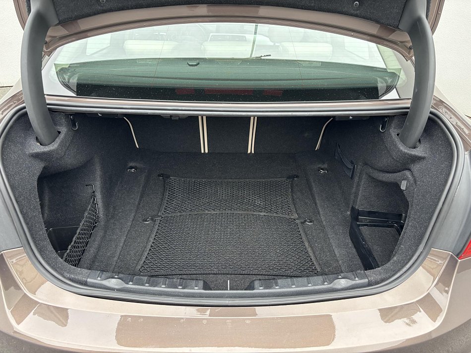 BMW Řada 3 2.0 LuxuryLine 320i