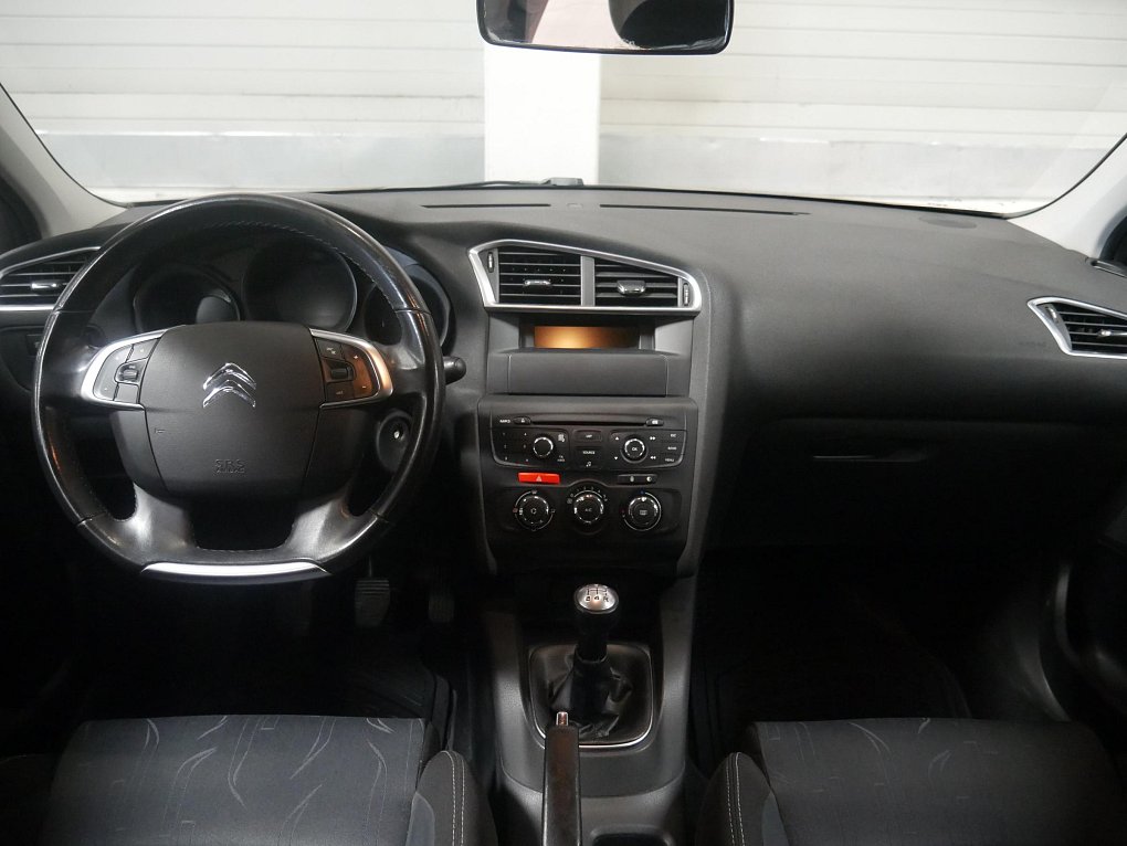 Citroën C4 1.6i 