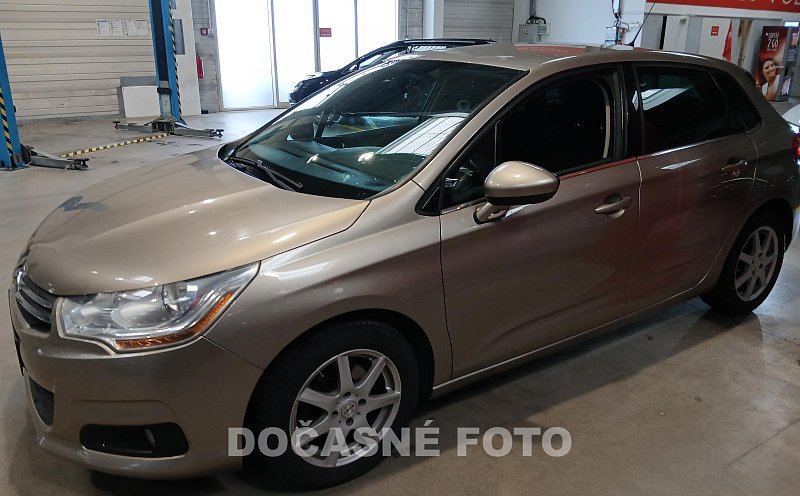 Citroën C4 1.6i 
