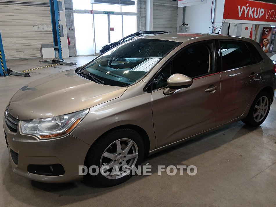 Citroën C4 1.6i 