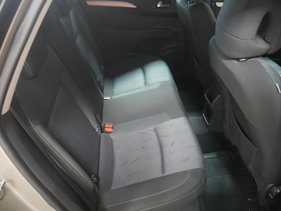 Citroën C4 1.6i 