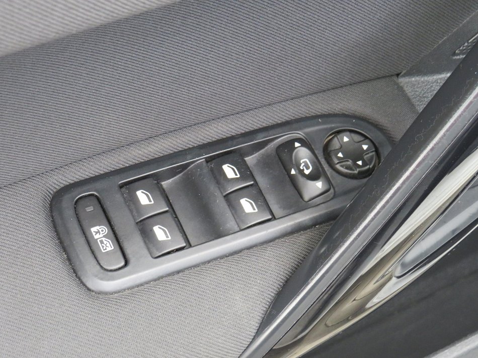Peugeot 508 2.0 HDi 