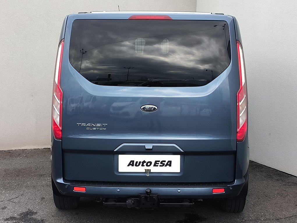 Ford Transit Custom 2.0TDCi Limited 5míst