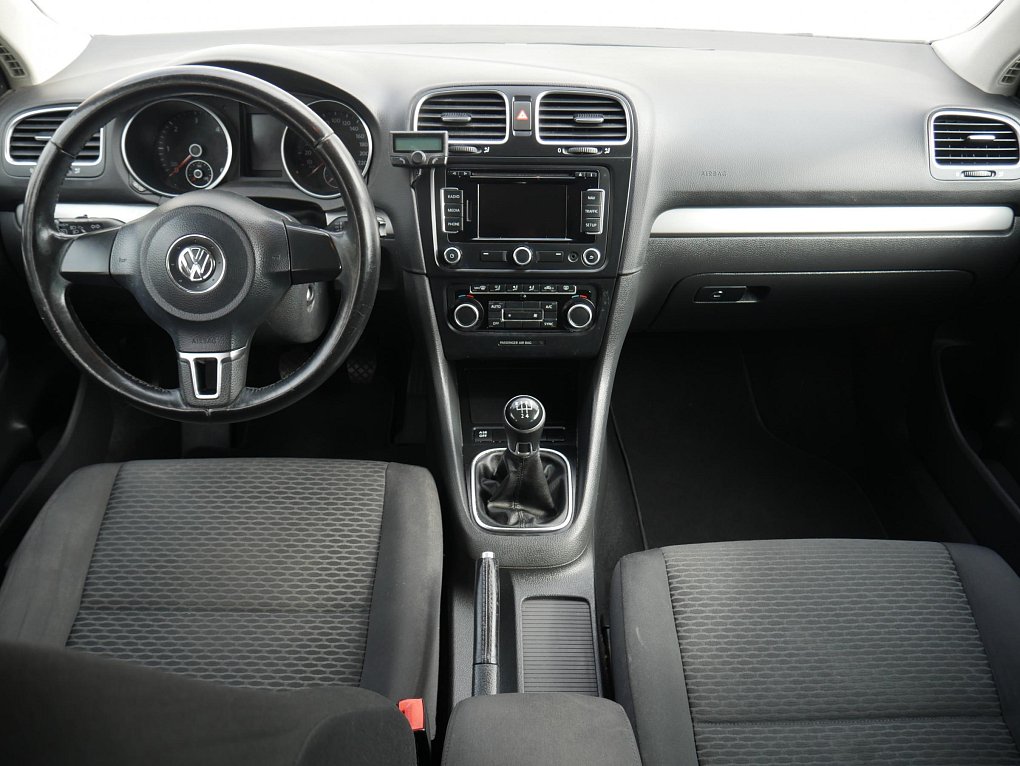 Volkswagen Golf 1.6 TDi  VI