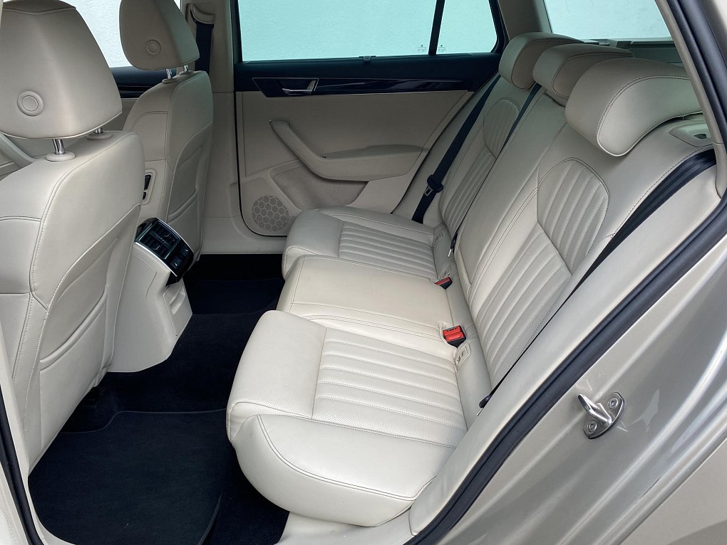 Škoda Superb III 2.0 TDi L&K