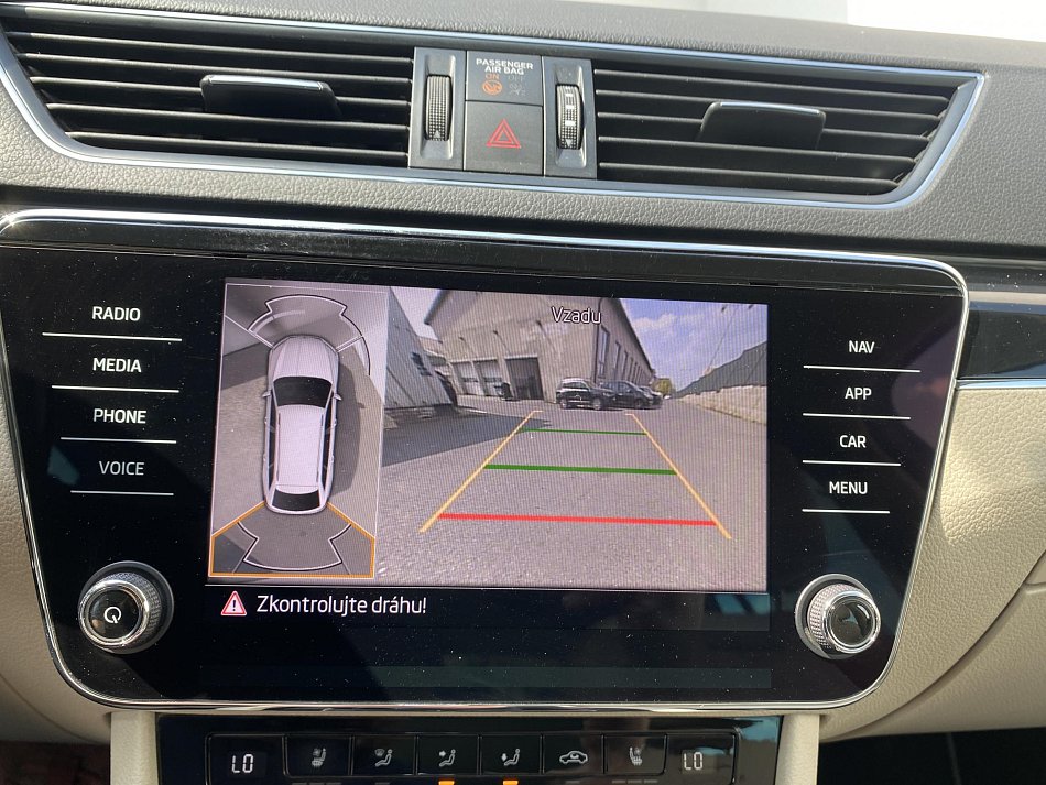 Škoda Superb III 2.0 TDi L&K