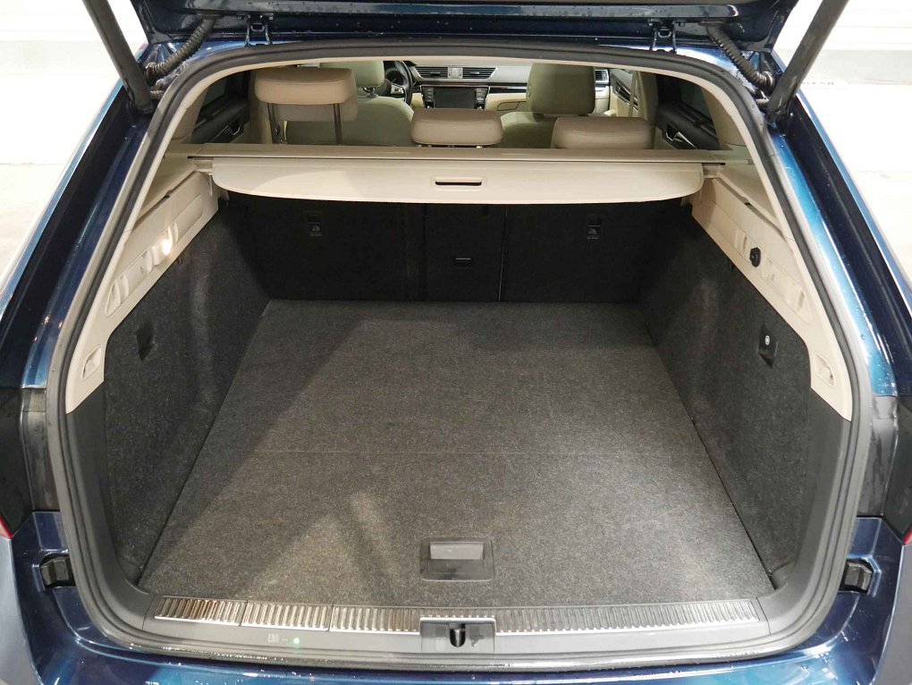 Škoda Superb III 2.0 TSi L&K 4x4