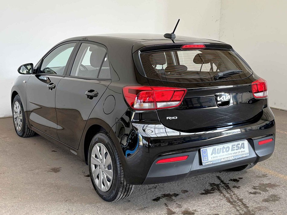 Kia Rio 1.2i 