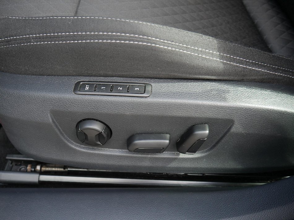 Škoda Superb III 2.0 TDi Style