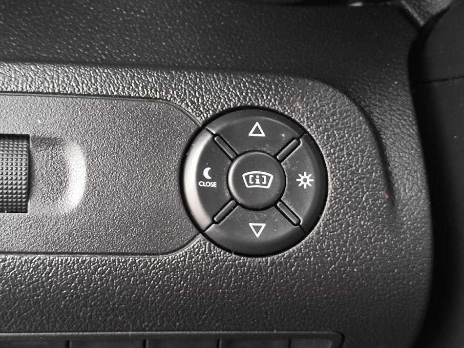 Citroën Berlingo 1.5HDi Shine MAXi XL 7míst