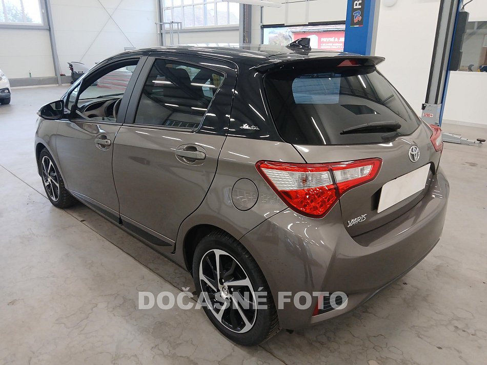 Toyota Yaris 1.5i 