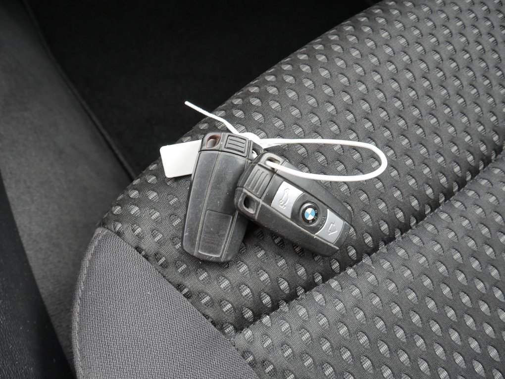 BMW Řada 3 2.0 D  318d