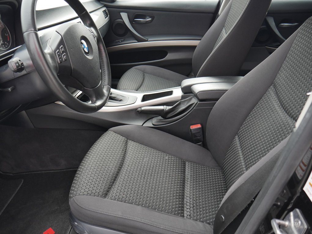 BMW Řada 3 2.0 D  318d