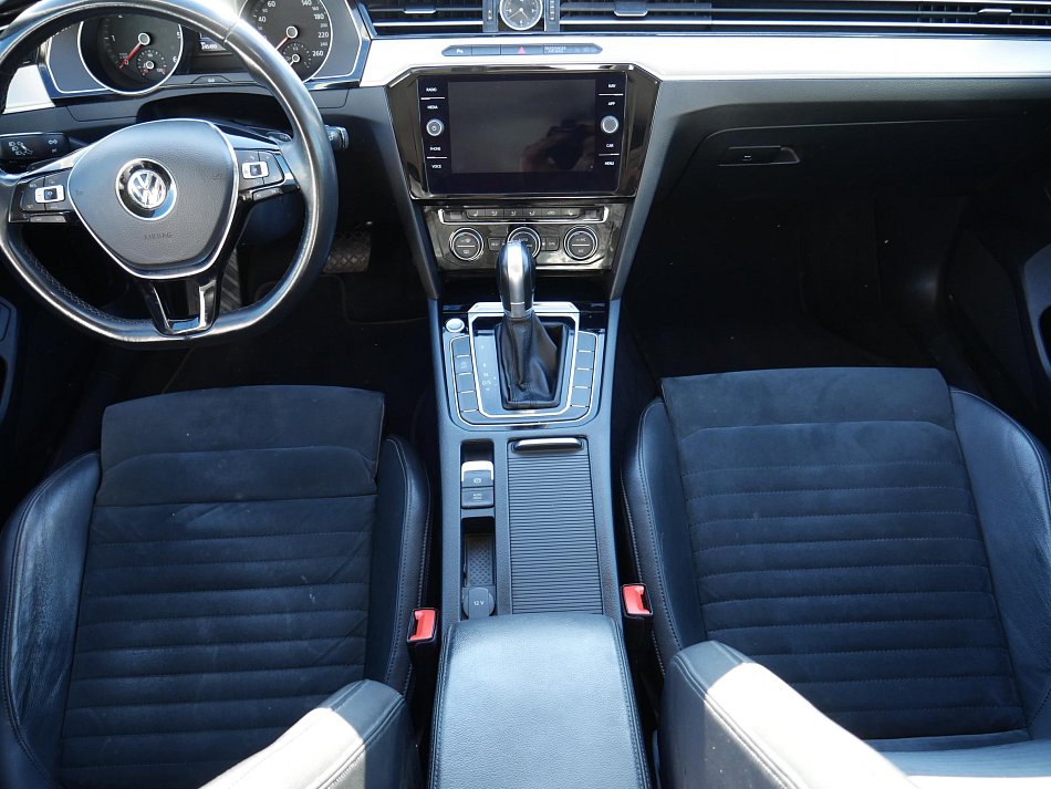 Volkswagen Passat 2.0 TDi 