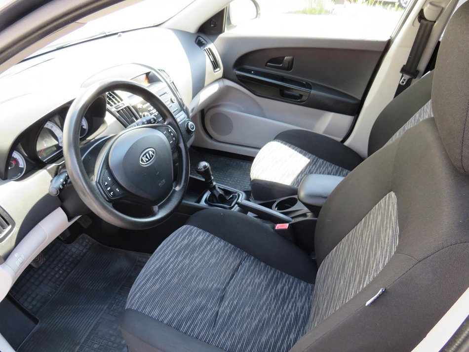 Kia Ceed 1.4i 